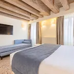 מלון Palazzo Keller 4*
