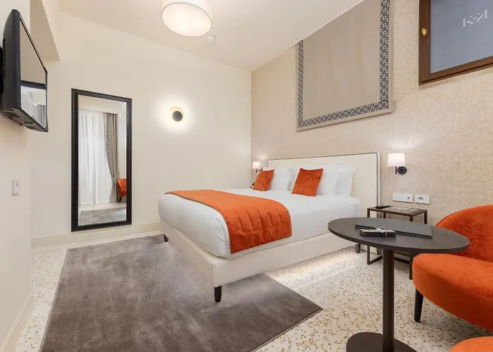 Ξενοδοχείο Palazzo Keller 4*