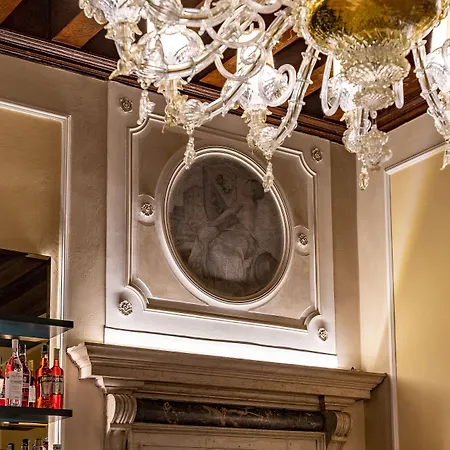 Palazzo Keller Hotell 4*