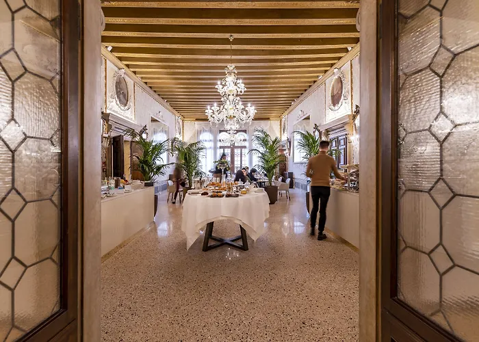Palazzo Keller 酒店 4*