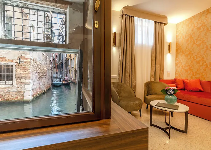 Palazzo Keller 4* Veneza