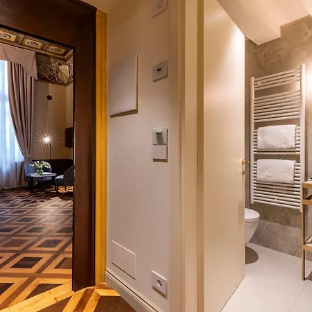 ホテル Palazzo Keller 4*