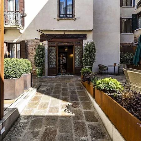 ホテル Palazzo Keller 4*