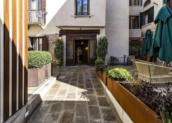 فندق Palazzo Keller 4*